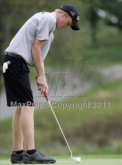Thumbnail 2 in Valley JV/Varsity Invitational @ Jester Park Golf Course photogallery.