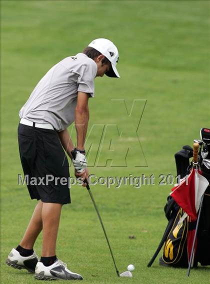 Thumbnail 3 in Valley JV/Varsity Invitational @ Jester Park Golf Course photogallery.