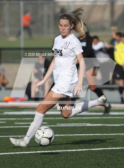 Thumbnail 3 in Villa Park vs. El Dorado photogallery.