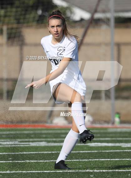 Thumbnail 2 in Villa Park vs. El Dorado photogallery.