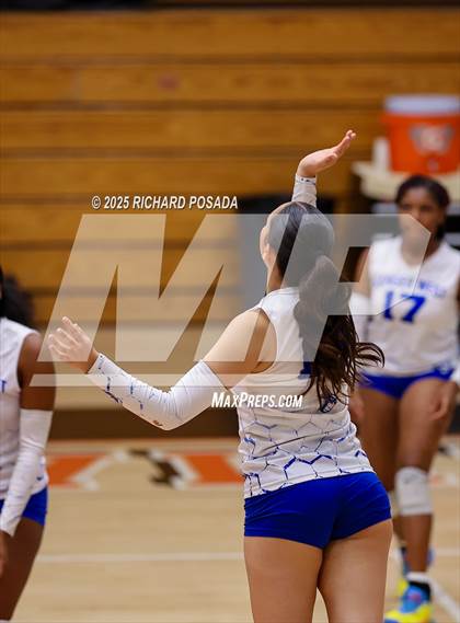 Thumbnail 2 in Sanger West @ Selma photogallery.