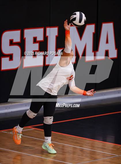 Thumbnail 1 in Sanger West @ Selma photogallery.