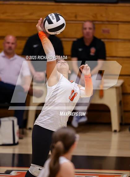 Thumbnail 1 in Sanger West @ Selma photogallery.
