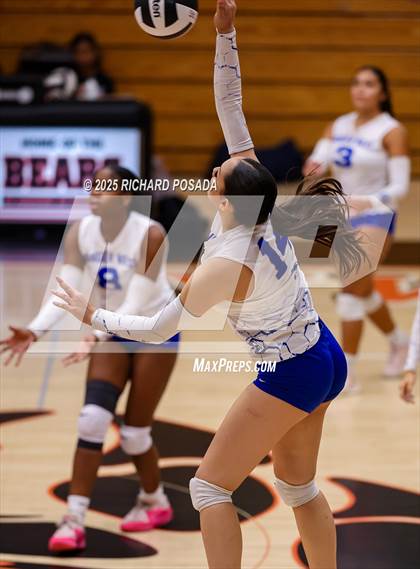 Thumbnail 1 in Sanger West @ Selma photogallery.