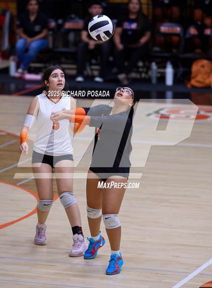 Thumbnail 2 in Sanger West @ Selma photogallery.