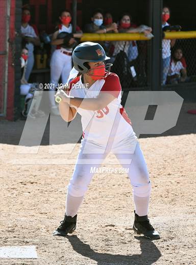 null - Photo 01