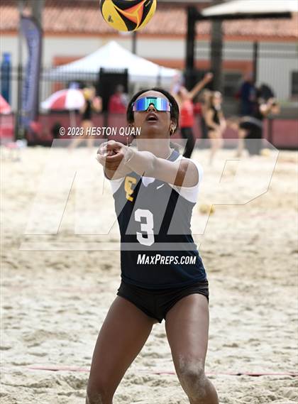Thumbnail 3 in Crean Lutheran vs. Oaks Christian (CIF-SS D2 Semi-Final) photogallery.