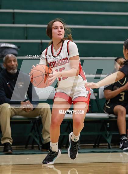 Thumbnail 1 in Redwood vs. Salesian College Preparatory (SI20 Showcase) photogallery.