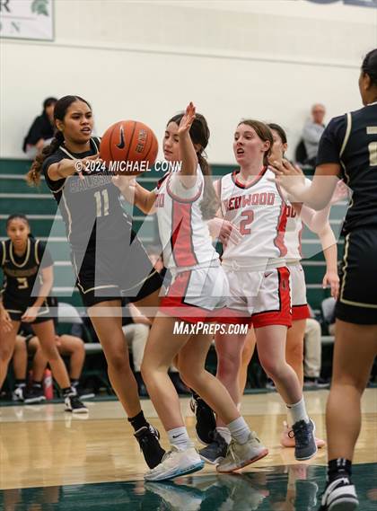 Thumbnail 2 in Redwood vs. Salesian College Preparatory (SI20 Showcase) photogallery.