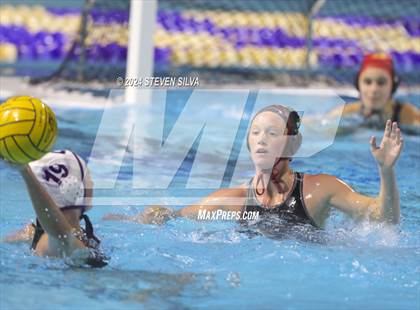 Thumbnail 3 in Bishop's vs. Carlsbad (CIF SDS Open Division Final) photogallery.