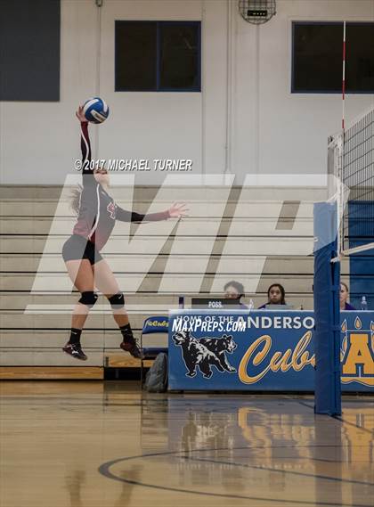Thumbnail 3 in Etna vs. Anderson photogallery.