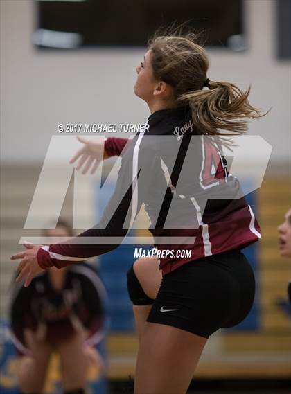 Thumbnail 3 in Etna vs. Anderson photogallery.