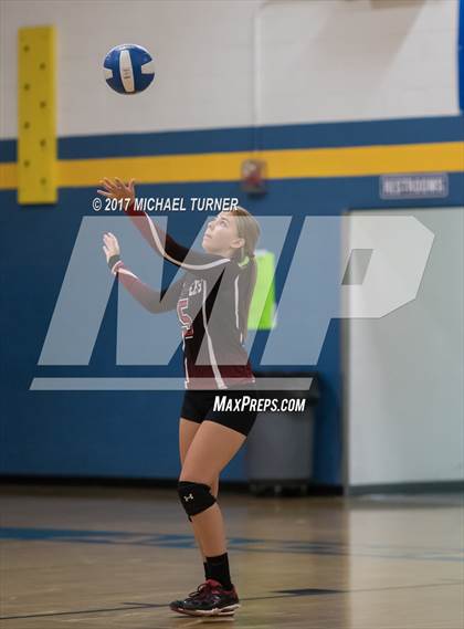 Thumbnail 3 in Etna vs. Anderson photogallery.