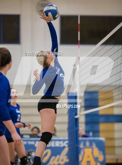 Thumbnail 3 in Etna vs. Anderson photogallery.