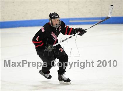 Thumbnail 3 in Branford vs. St. Joseph (CIAC Division 2 Semifinal) photogallery.