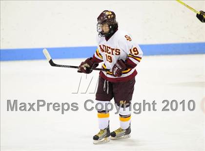 Thumbnail 3 in Branford vs. St. Joseph (CIAC Division 2 Semifinal) photogallery.