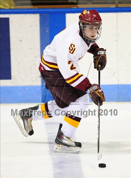 Thumbnail 2 in Branford vs. St. Joseph (CIAC Division 2 Semifinal) photogallery.