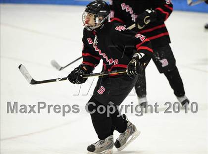 Thumbnail 3 in Branford vs. St. Joseph (CIAC Division 2 Semifinal) photogallery.