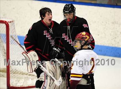 Thumbnail 2 in Branford vs. St. Joseph (CIAC Division 2 Semifinal) photogallery.