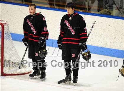 Thumbnail 2 in Branford vs. St. Joseph (CIAC Division 2 Semifinal) photogallery.