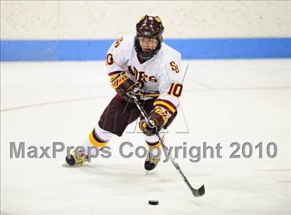 Thumbnail 2 in Branford vs. St. Joseph (CIAC Division 2 Semifinal) photogallery.