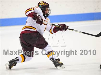 Thumbnail 3 in Branford vs. St. Joseph (CIAC Division 2 Semifinal) photogallery.