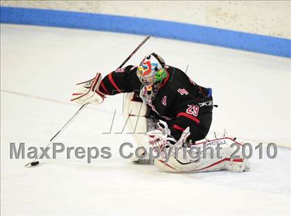 Thumbnail 3 in Branford vs. St. Joseph (CIAC Division 2 Semifinal) photogallery.