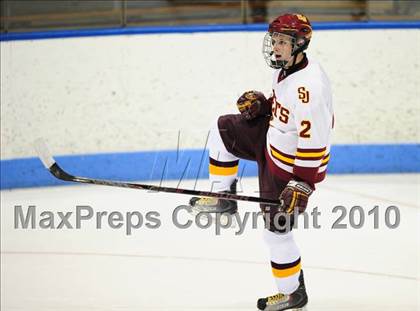 Thumbnail 3 in Branford vs. St. Joseph (CIAC Division 2 Semifinal) photogallery.