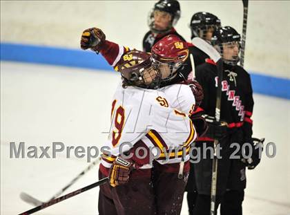Thumbnail 2 in Branford vs. St. Joseph (CIAC Division 2 Semifinal) photogallery.