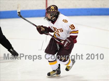 Thumbnail 3 in Branford vs. St. Joseph (CIAC Division 2 Semifinal) photogallery.