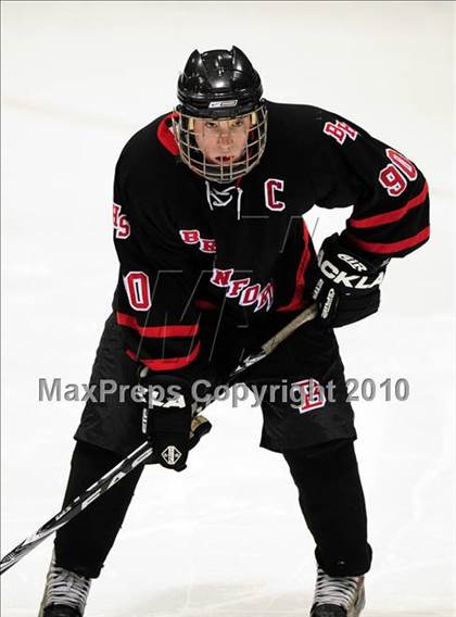 Thumbnail 3 in Branford vs. St. Joseph (CIAC Division 2 Semifinal) photogallery.