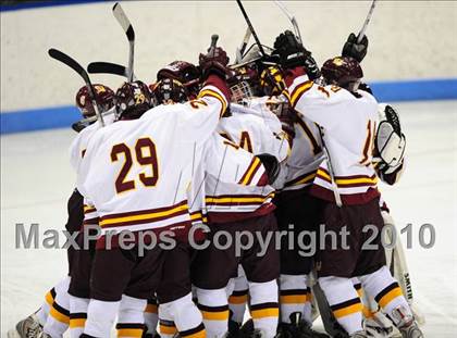 Thumbnail 3 in Branford vs. St. Joseph (CIAC Division 2 Semifinal) photogallery.