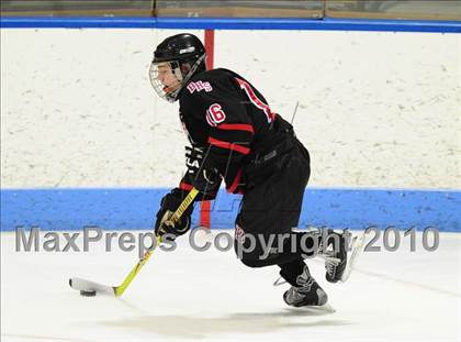 Thumbnail 2 in Branford vs. St. Joseph (CIAC Division 2 Semifinal) photogallery.