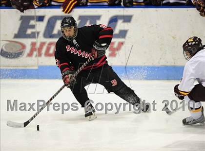 Thumbnail 2 in Branford vs. St. Joseph (CIAC Division 2 Semifinal) photogallery.