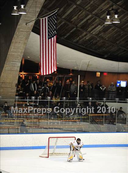 Thumbnail 3 in Branford vs. St. Joseph (CIAC Division 2 Semifinal) photogallery.