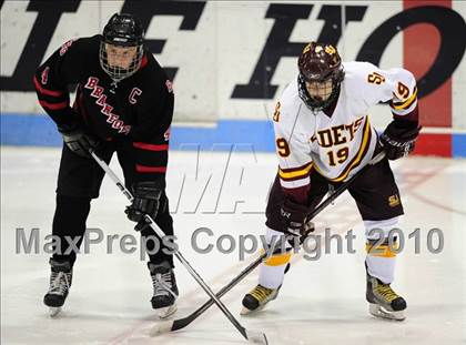 Thumbnail 1 in Branford vs. St. Joseph (CIAC Division 2 Semifinal) photogallery.