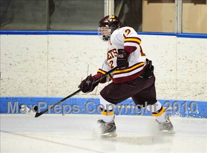 Thumbnail 2 in Branford vs. St. Joseph (CIAC Division 2 Semifinal) photogallery.