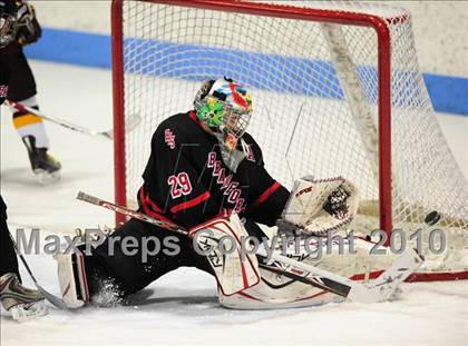 Thumbnail 2 in Branford vs. St. Joseph (CIAC Division 2 Semifinal) photogallery.