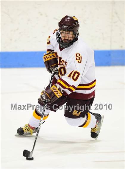 Thumbnail 3 in Branford vs. St. Joseph (CIAC Division 2 Semifinal) photogallery.