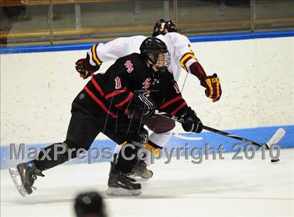 Thumbnail 1 in Branford vs. St. Joseph (CIAC Division 2 Semifinal) photogallery.