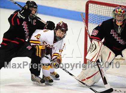 Thumbnail 3 in Branford vs. St. Joseph (CIAC Division 2 Semifinal) photogallery.