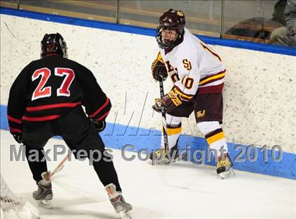 Thumbnail 3 in Branford vs. St. Joseph (CIAC Division 2 Semifinal) photogallery.
