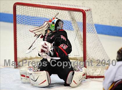 Thumbnail 3 in Branford vs. St. Joseph (CIAC Division 2 Semifinal) photogallery.