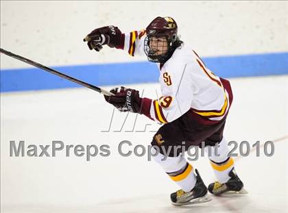 Thumbnail 3 in Branford vs. St. Joseph (CIAC Division 2 Semifinal) photogallery.