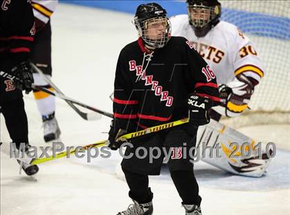 Thumbnail 3 in Branford vs. St. Joseph (CIAC Division 2 Semifinal) photogallery.