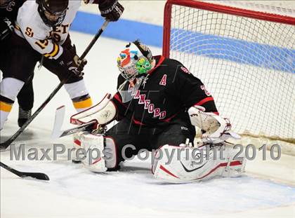 Thumbnail 2 in Branford vs. St. Joseph (CIAC Division 2 Semifinal) photogallery.