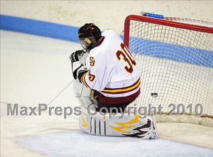 Thumbnail 2 in Branford vs. St. Joseph (CIAC Division 2 Semifinal) photogallery.