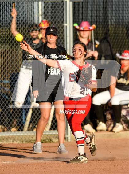Thumbnail 3 in East Poinsett County vs Quitman (AAA 2A State Playoff 1st Round) photogallery.
