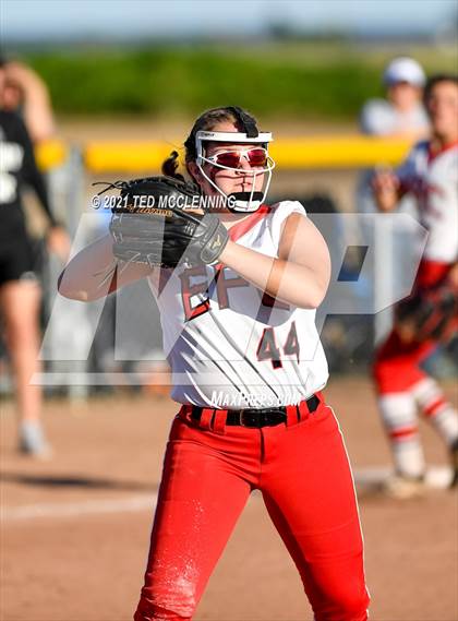 Thumbnail 2 in East Poinsett County vs Quitman (AAA 2A State Playoff 1st Round) photogallery.