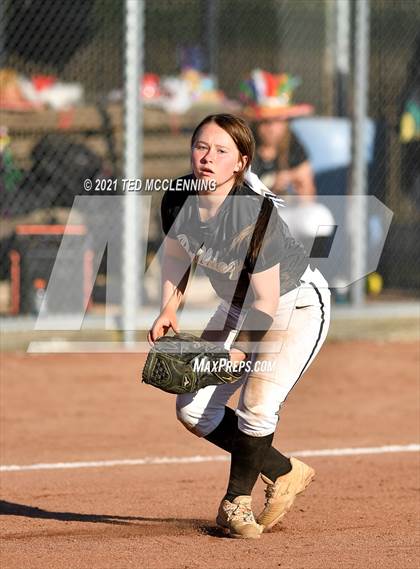 Thumbnail 1 in East Poinsett County vs Quitman (AAA 2A State Playoff 1st Round) photogallery.